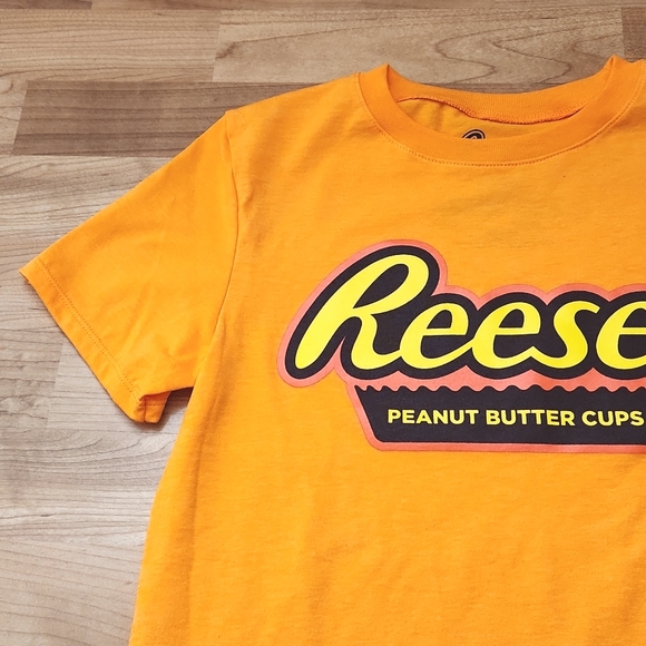 Reese's tee - Picture 4 of 6